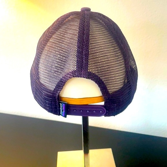 Patagonia trucker hat 🏕 - Picture 2 of 5